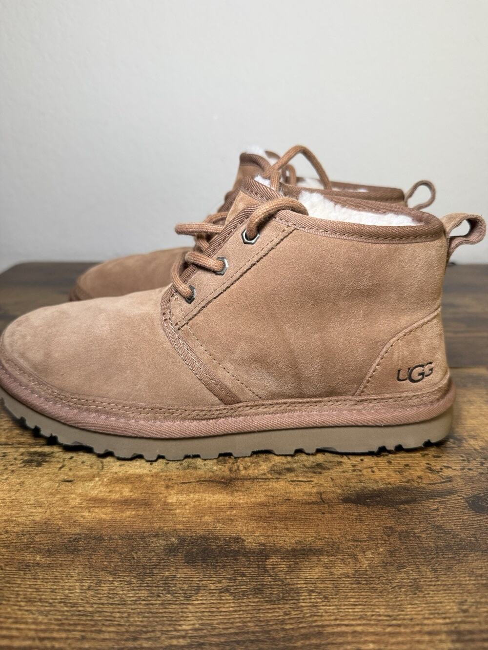 UGG Australia Neumel Chestnut Boots Youth Size 7 Brown